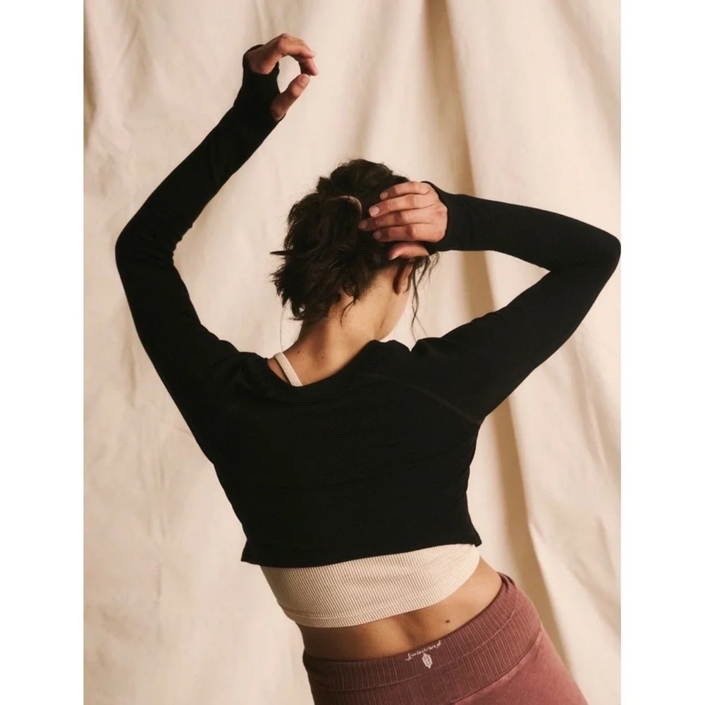 Free People Movement Black‎ Cropped Long Sleeve Top M/L V Neck Athleisure